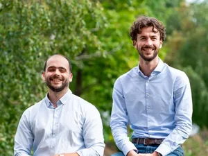 Bedrijven bij Zoeterwoude krijgen extra netcapaciteit dankzij batterij naast windpark De Watergeuzen