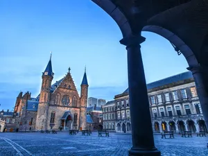 Liveblog afbouw salderingsregeling zonnepanelen, Eerste Kamer in debat