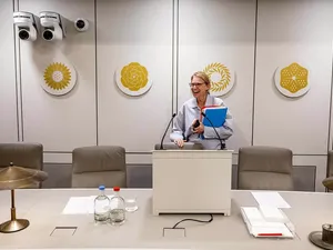 PVV vindt verplichte warmtepomp een ‘duurzaamheidsdictaat’, minister Boekholt-O’Sullivan houdt vast aan plan