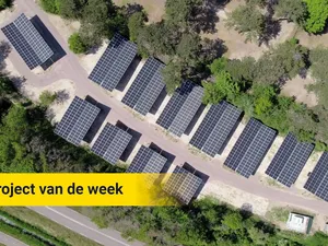 Project van de week | Camping Bakkum trotseert netcongestie met solar carport en batterij