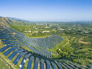 China installeert 66 procent minder zonnepanelen in eerste helft 2026