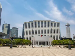 China vergrendelt de zonnepaneelfabriek, verbod op export productiekennis perovskiet en tandem