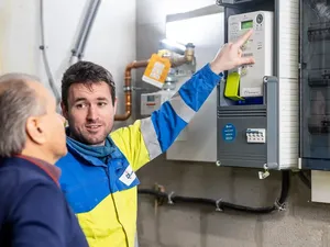 ‘Vlaamse consument met zonnepanelen hoeft niet bang te zijn voor digitale meter’