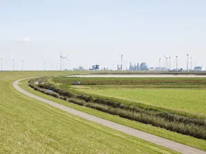 Groningen presenteert energieplan, geen grote nieuwe zonneparken meer