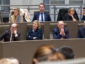 Minister Bonte steunt verhoging omvormergrens zonnepanelen naar 17,3 kilovoltampère