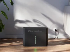 Nederlandse start-up lanceert nieuwe thuisbatterij met stopcontactstekker