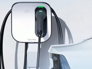 Hoymiles introduceert nieuwe laadpaal voor elektrische auto’s