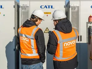 Vergunning Novar voor 1.122 megawattuur batterijen bij zonneparken