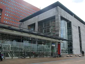 Bewoner wint rechtszaak over geluid PowerNEST op dak
