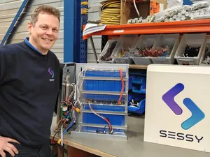 Eneco start proef met aansturen thuisbatterij Sessy bij klanten met vast en variabel contract