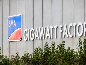 SMA opent gigafabriek met productiecapaciteit van ruim 60 gigawatt