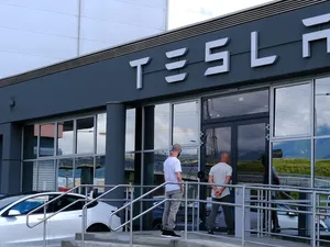 Nieuw record Tesla, 9,4 gigawattuur batterijen verkocht in tweede kwartaal