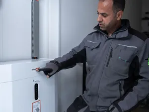 6.752 nieuwe batterijen in augustus, vakantieperiode drukt aantal registraties