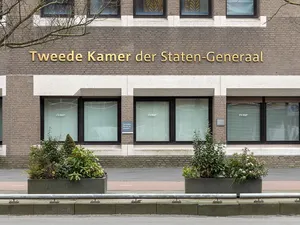Wet tweerichtingscontracten in behandeling: Kamer wil garanties voor prikkels energieopslag en energiecoöperaties