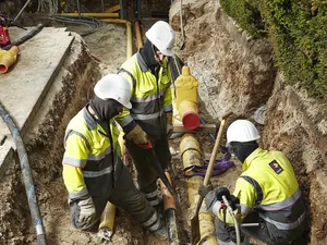 Netbeheerders luiden noodklok, zonder politieke keuzes over groen gas en warmtenetten stagneert de energietransitie