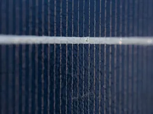 Nieuw onderzoek brengt risico hergebruik batterijen en zonnepanelen in kaart